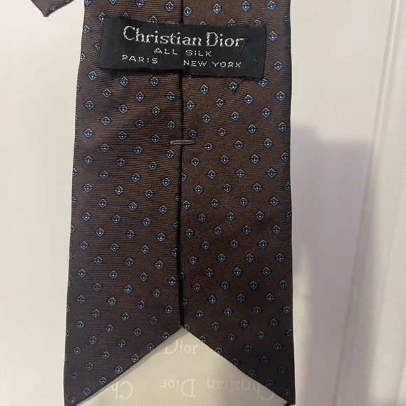 Christian Dior Tie Brown with bluish spot designs Sz Os - Picture 2 of 16